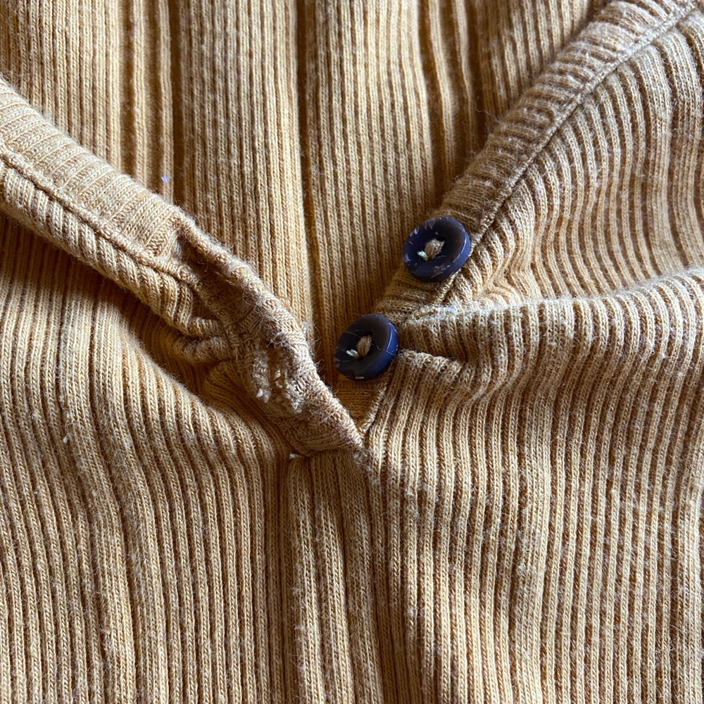 Yellow Cropped Tanktop - Picture 3 of 5